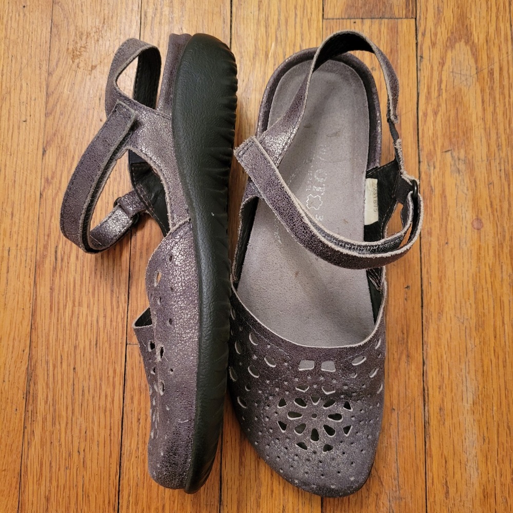 NAOT 36 Leather Mary Jane Sandals Metallic Silver‎ Gray Shimmer ARATAKI 5